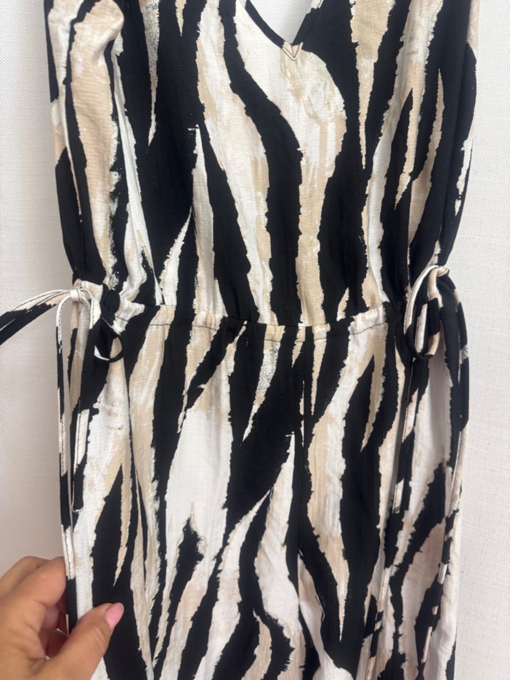 Vero Moda VMSARA Lea Sleeveless Wide Leg Jumpsuit – Zebra Print - Picture 5 of 9